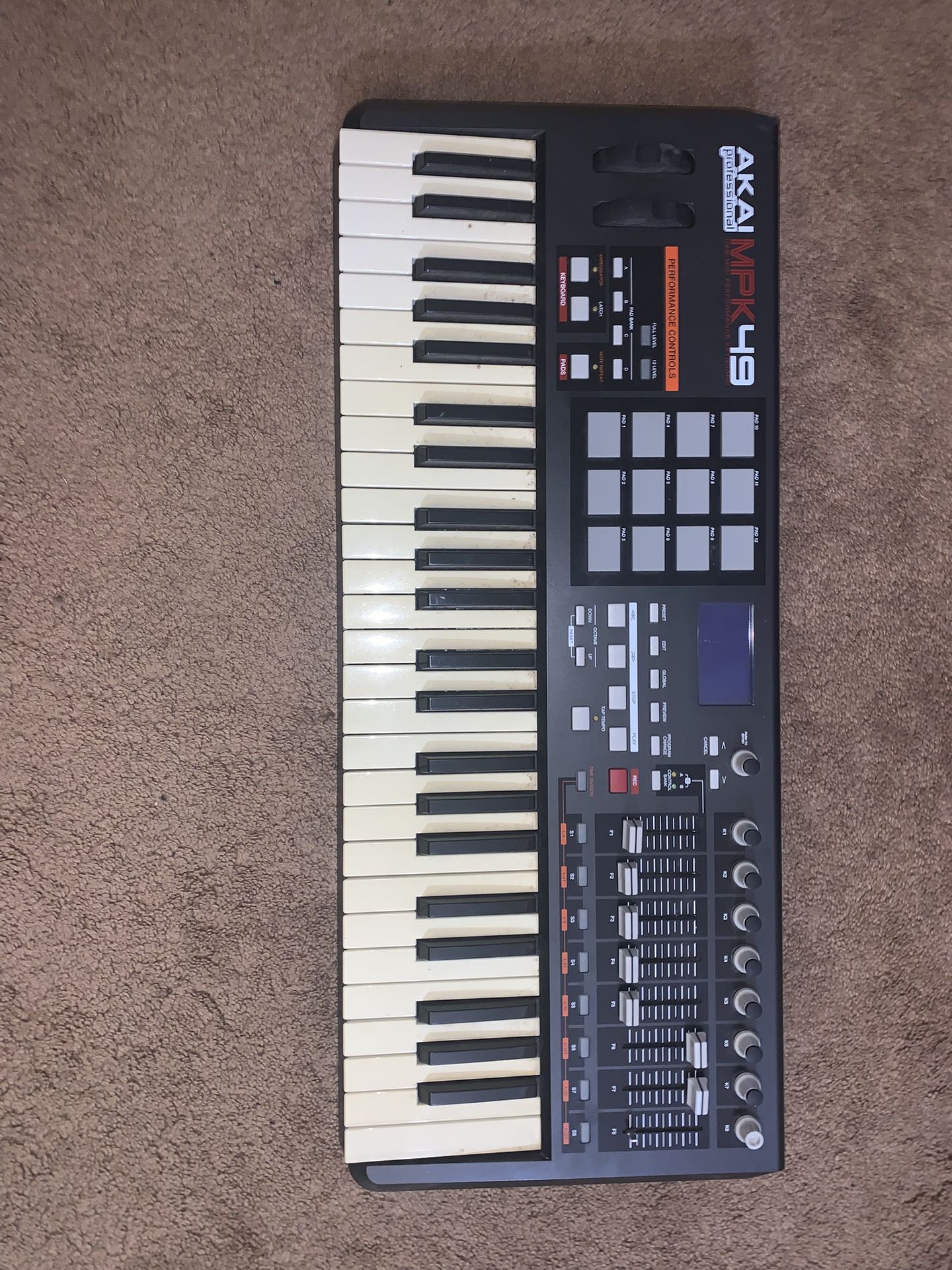 Akai Professional Studio Keyboard