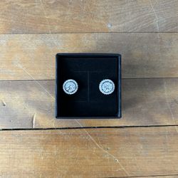 Authentic VVS1 Moissanite 0.5 ct Halo Stud Earrings With Paper and Case