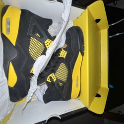 Thunder 4s