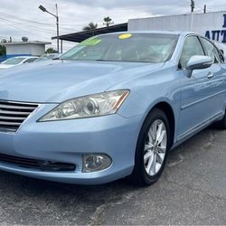 2011 Lexus ES 350 4 DOOR SEDAN