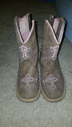 Girls boots 71/2