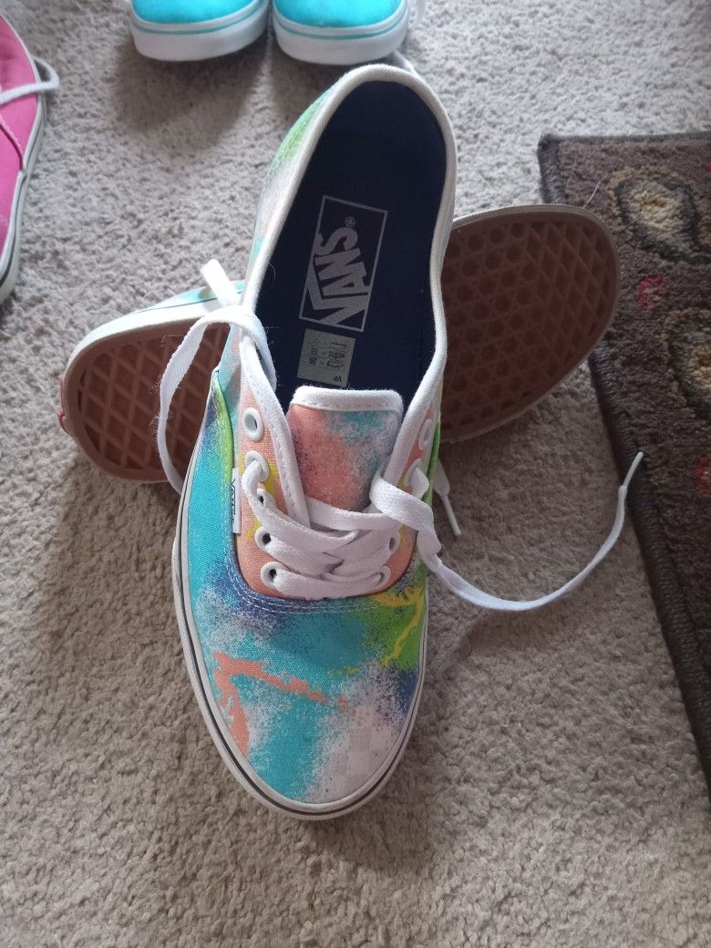 Multicolor VANS