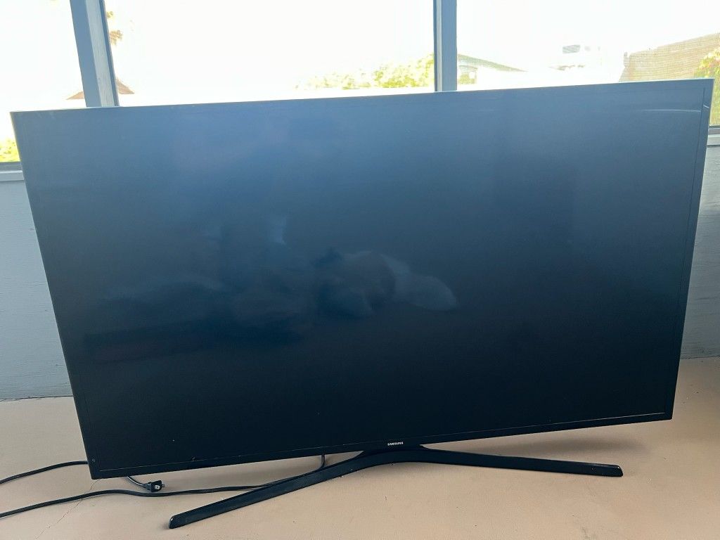 45 Inch SAMSUNG Smart TV