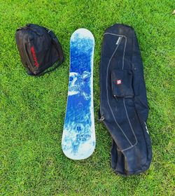 151 Burton Twin Snowboard 