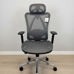 Ergonomic Mesh Office Chair, New.