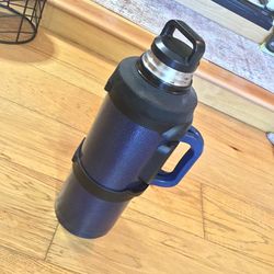 Free Massive MANNA thermos bottle 2 gallons