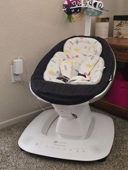 Mamaroo Baby Swing