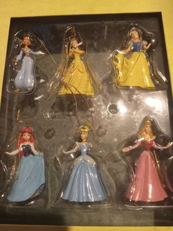 Disney Story Book Ornaments Set