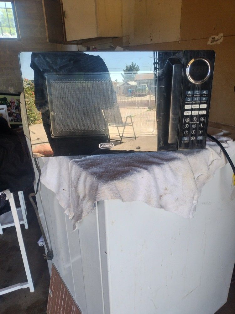 Microwave