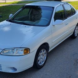 Nissan Sentra 4 Cylindsr Sedan