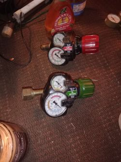 Victor Acytalin And Oxygen Guages