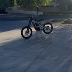 2023 Talaria Sting R MX4