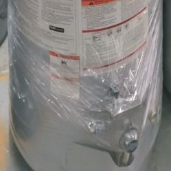 40 Gal Water 💦 Heater 