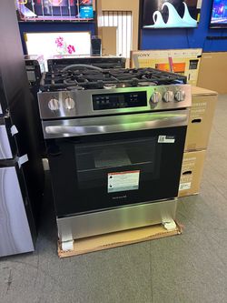 Frigidaire island gas range