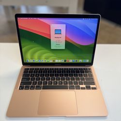 MacBook Air Rosegold M1/8/256 Like New /Finance Available 