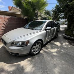 2004 Volvo S-40