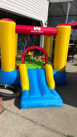 Kids bouncy House