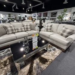 2 Pc Sofa And Loveseat 