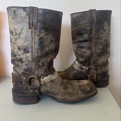 Faded men’s boots