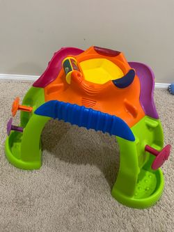 Fisher price stand and play ballcano