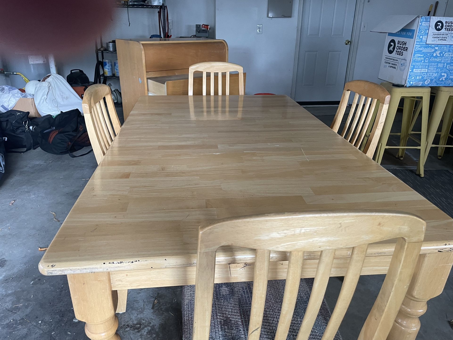 Oak Dinning Set & Dresser 