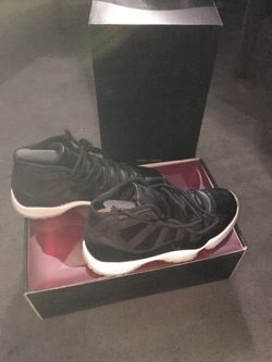 Air Jordan 11 Retro Black GYM RED SZ 9