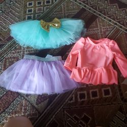 Skirts  6/9 Months Like New 