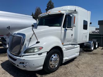 2009 International Pro star Cummins, 13 speed manual  $10,000 OBO