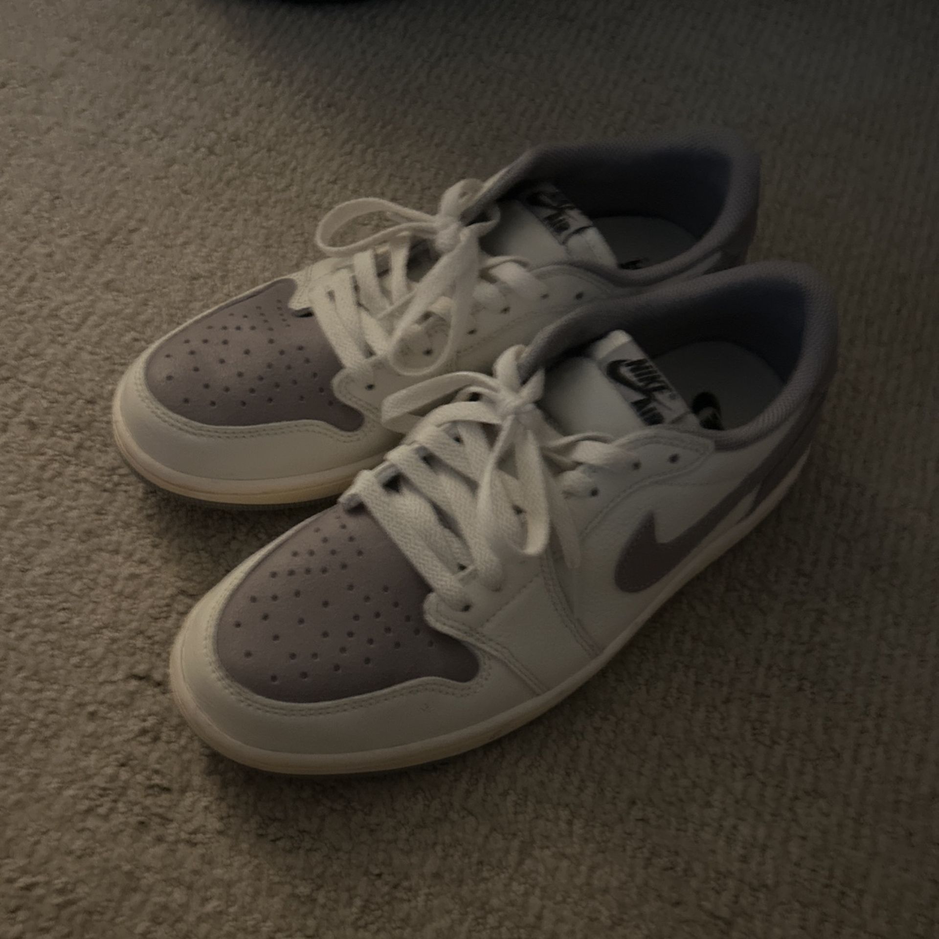 Air Jordan 1 Retro Low Og “Atmosphere Grey”