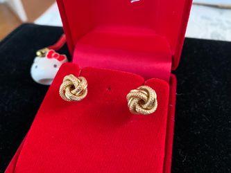 Yellow Gold Stud Earrings