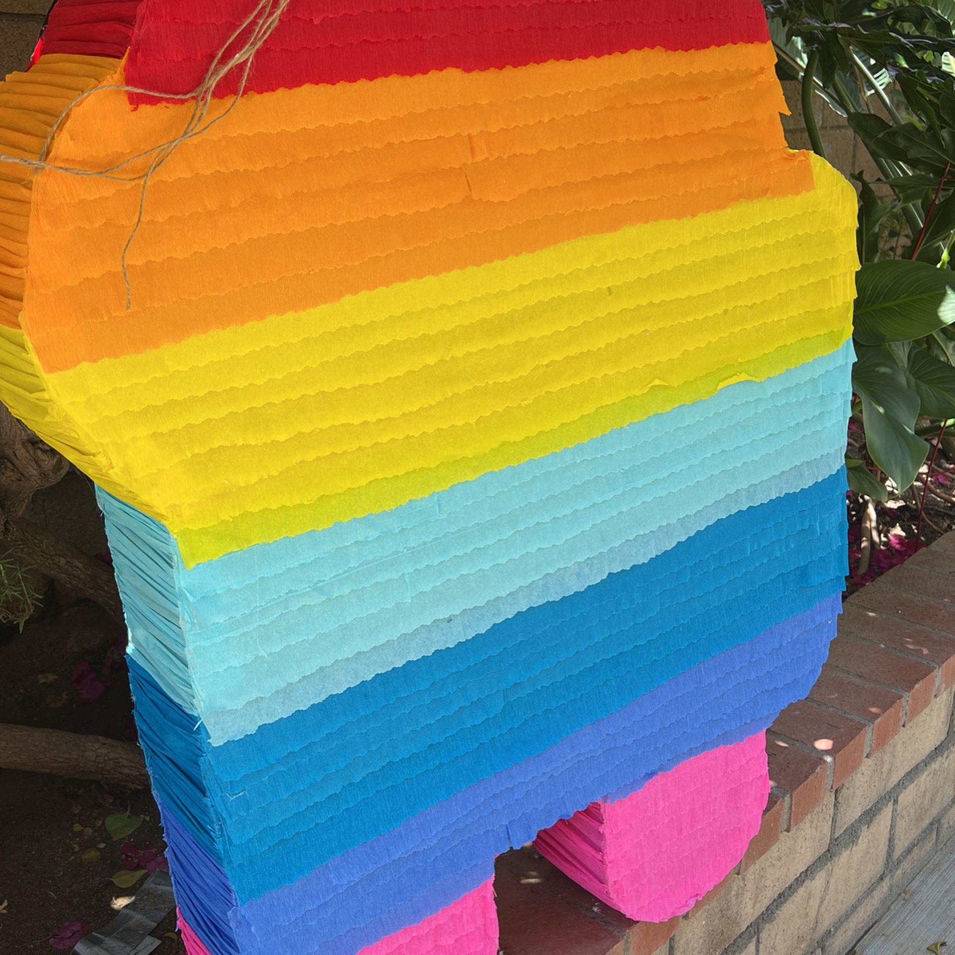 18$ Piñata Grande Multicolor Estamos En Riverside for Sale in Riverside, CA  - OfferUp