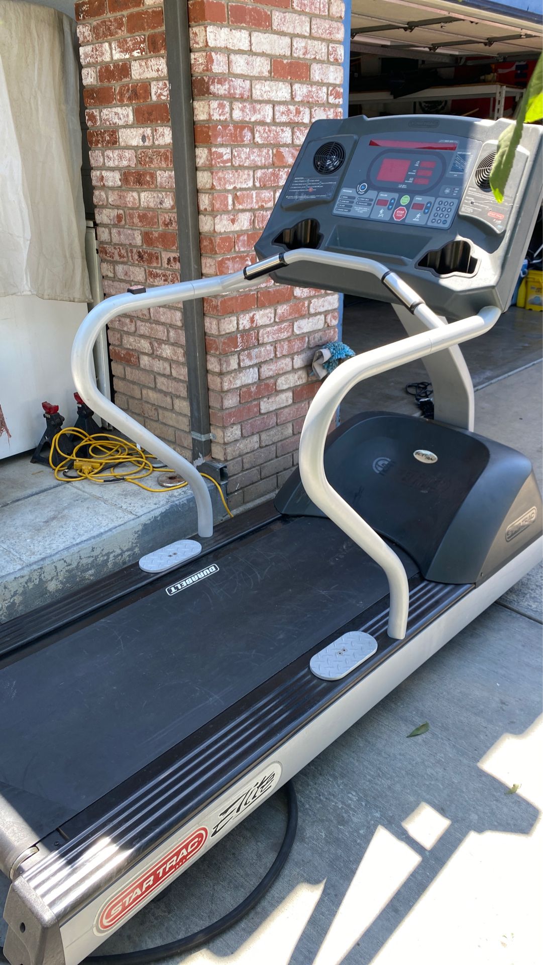 STAR TRAC ELITE treadmill and stair elliptical 