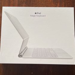 IPAD MAGIC KEYBOARD