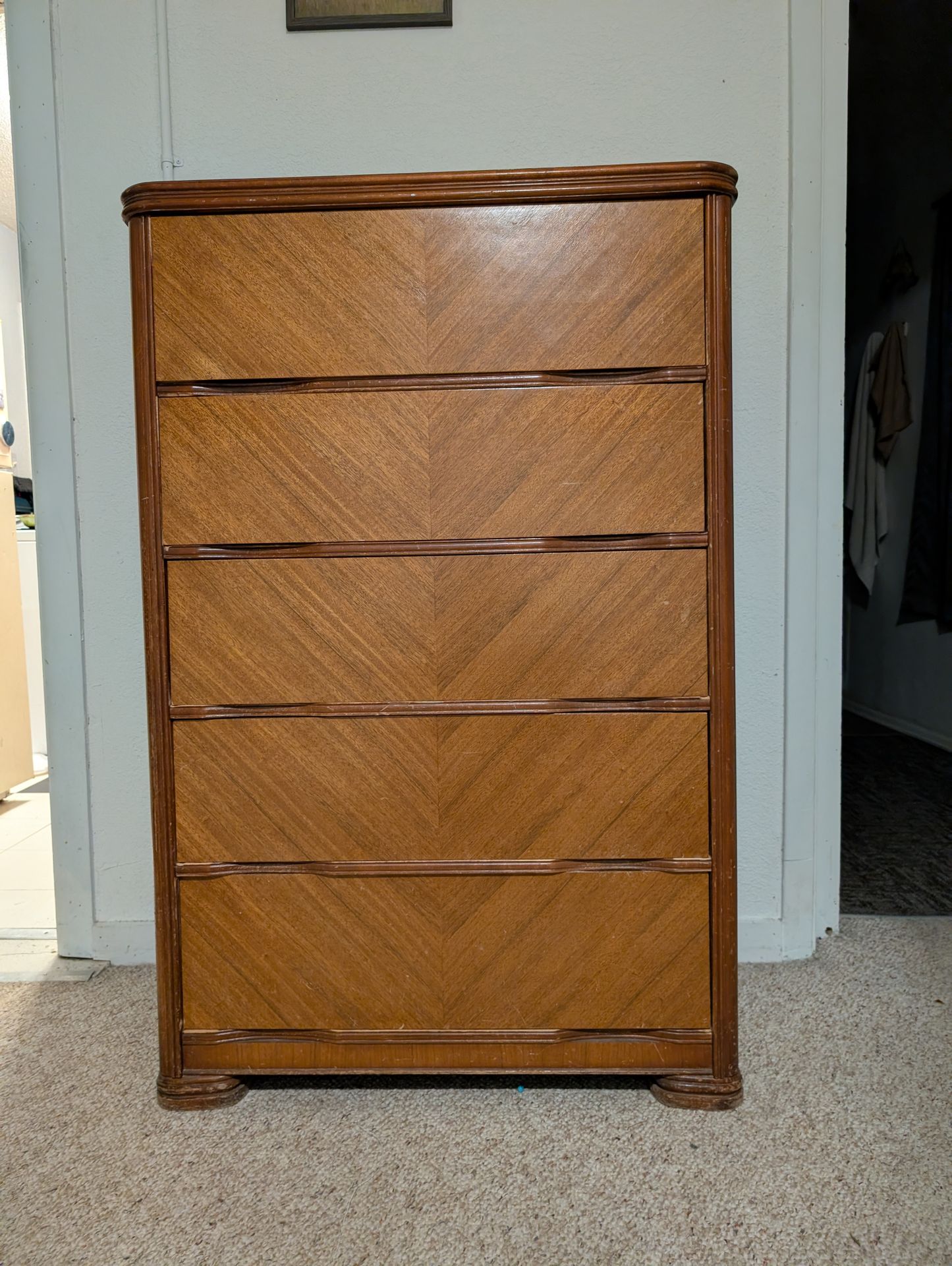 Vintage Art Deco Dresser