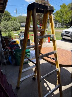 Werner 6’ fiberglass ladder