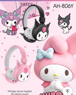 Kuromi earphones 💜🩷