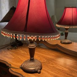 Lamp. Top of shade has stains. Can replace shade. 15.00