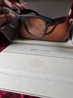 Authentic Ray ban Gen 2 transitioning shades