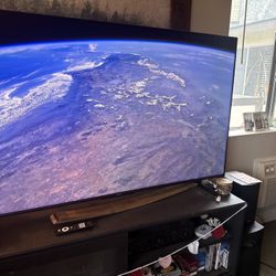 65” hisense 4k QLED smart tv