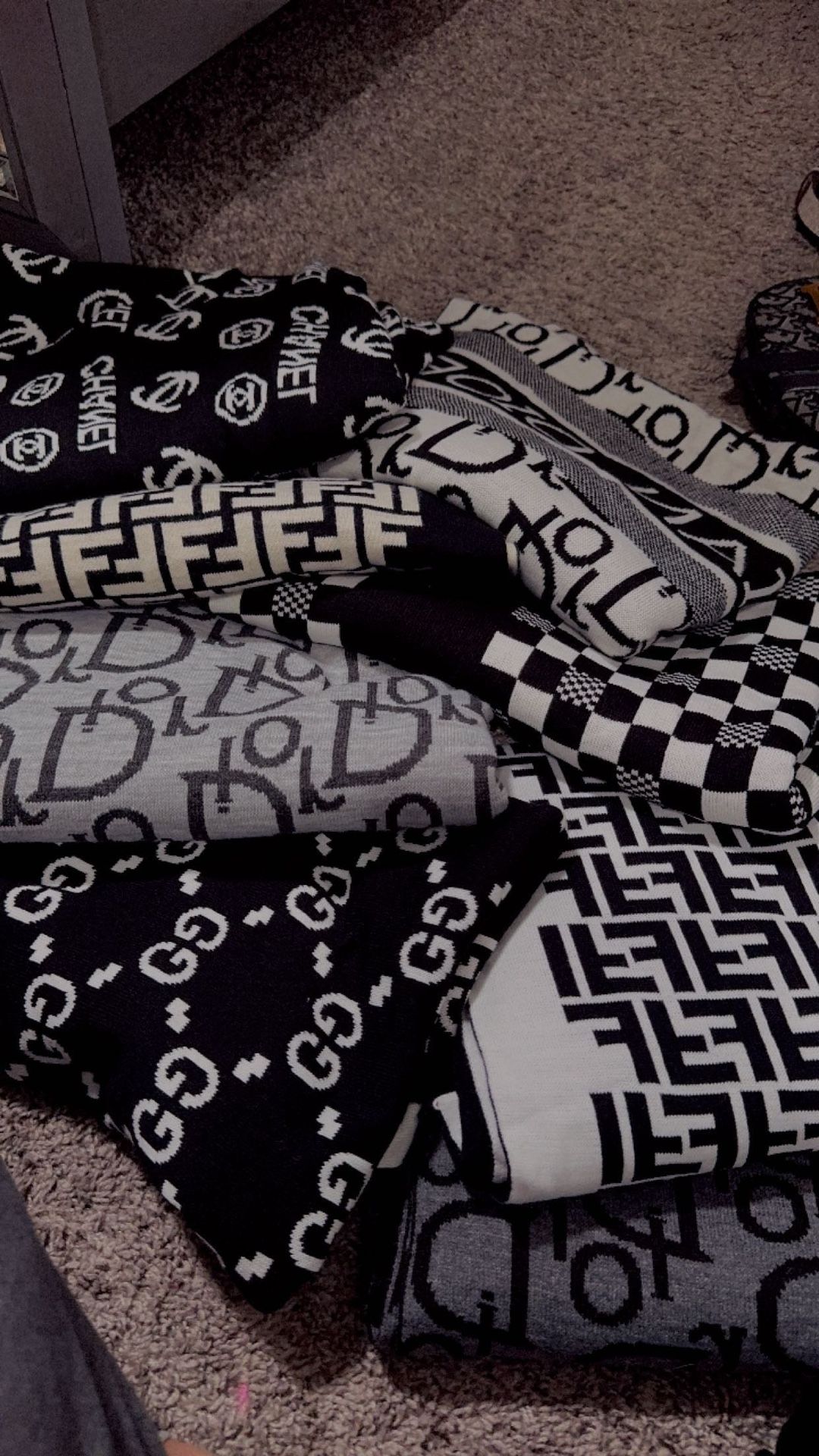Scarfs Brand Name
