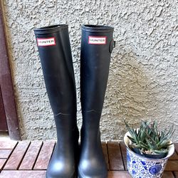 Hunter Wedge Boots - Size 6