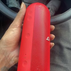 Beats Pill