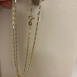 14K Gold chain 5 Grams Solid 