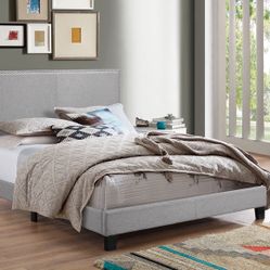 Queen Size Bed Frame/ Mattress Included / New In A Box.     Cama Color Gris / Colchon Incluido / Nueva En Caja 