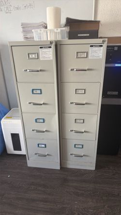 Title: 4-Drawer Metal File Cabinet – Good Condition