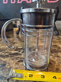 Grouchy Coffee 11.8 Coffee Press


The GROSCHE Madrid French Press Coffee Tea Maker is a stylish and durable option for brewing your favorite hot beve