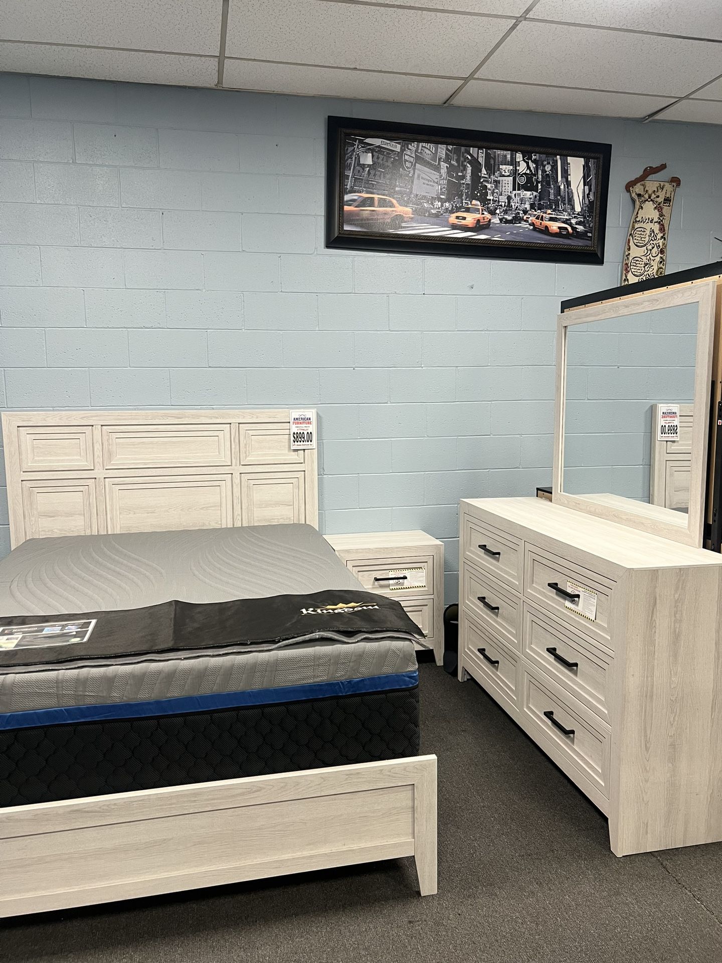 4PC Queen Bedroom Set