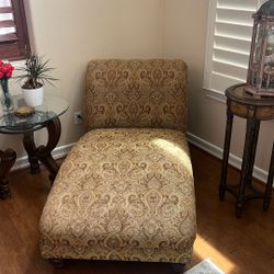 Chaise Lounge Chair 