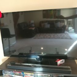 LG 55 inch 3D LED with two pair of 3D glasses And Soundbar