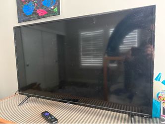 TCL 40” ROKU TV